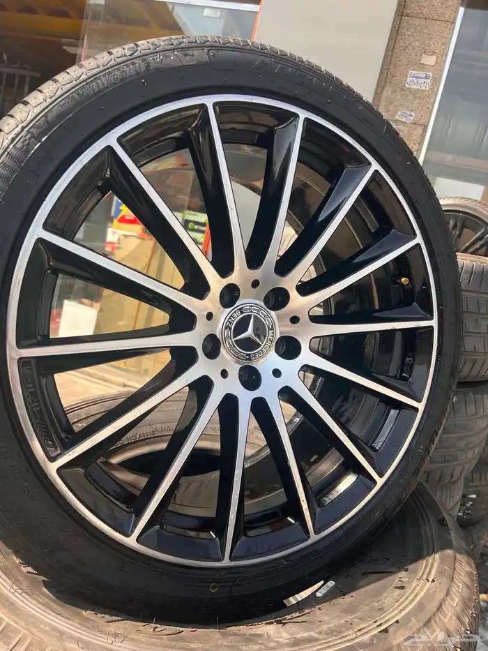 جنوط وكفرات مرسدس اصلي وكاله مقاس 20معا كفرات صيني تاريخ 25 2