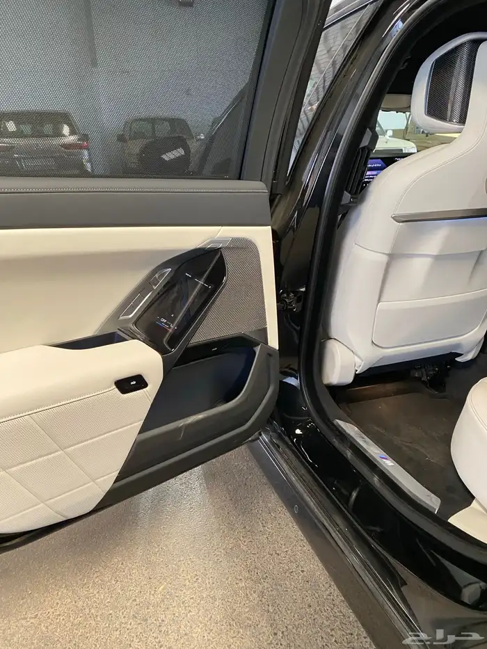 BMW 2026 735i M Kitوارد الناغى 11