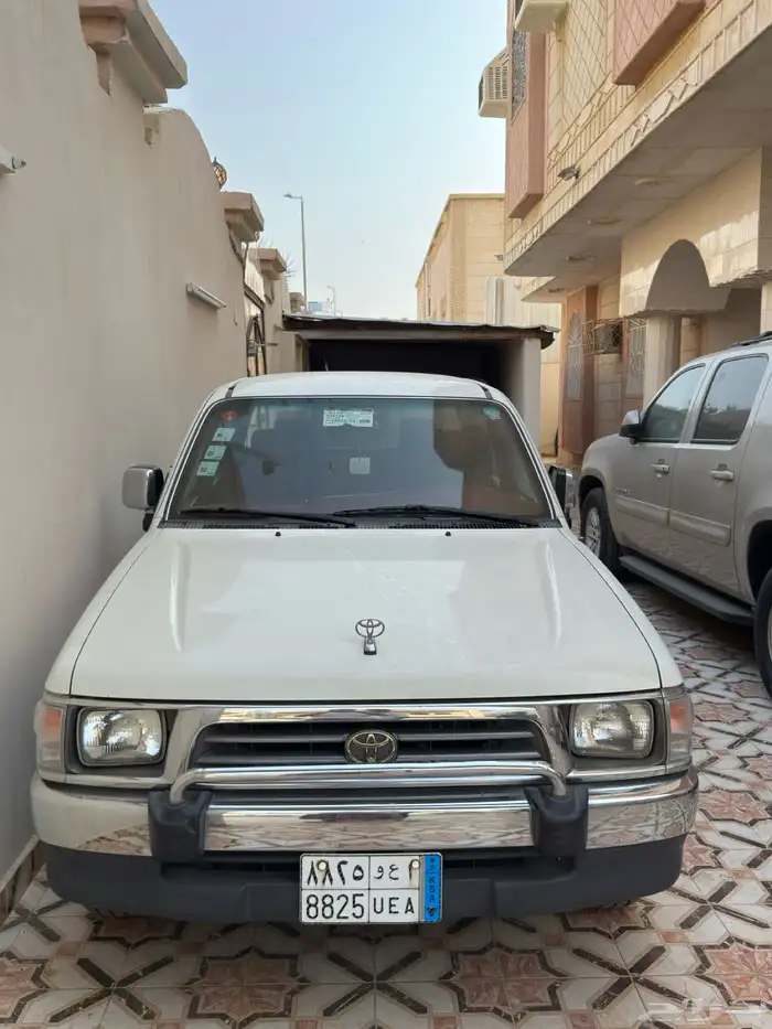 هايلكس 2001 مخزن 0