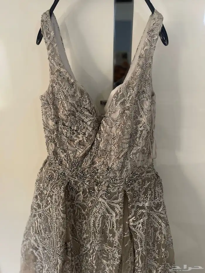 فستان اعراس رمادي فخم للبيع 9