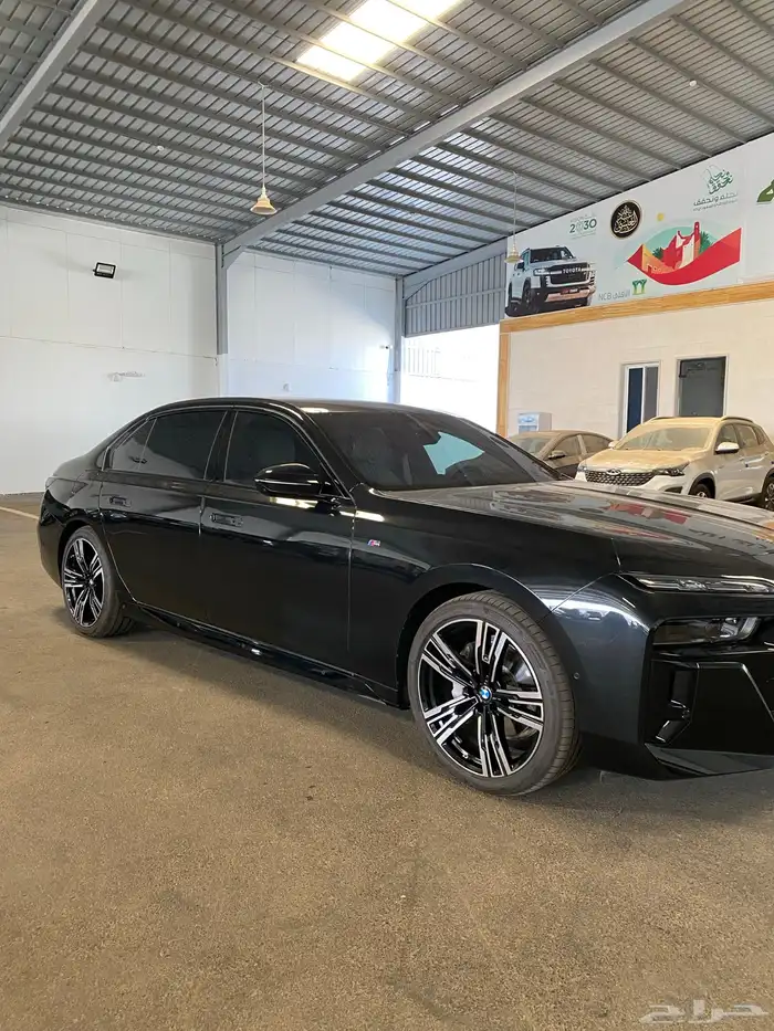 BMW 2026 735i M Kitوارد الناغى 2