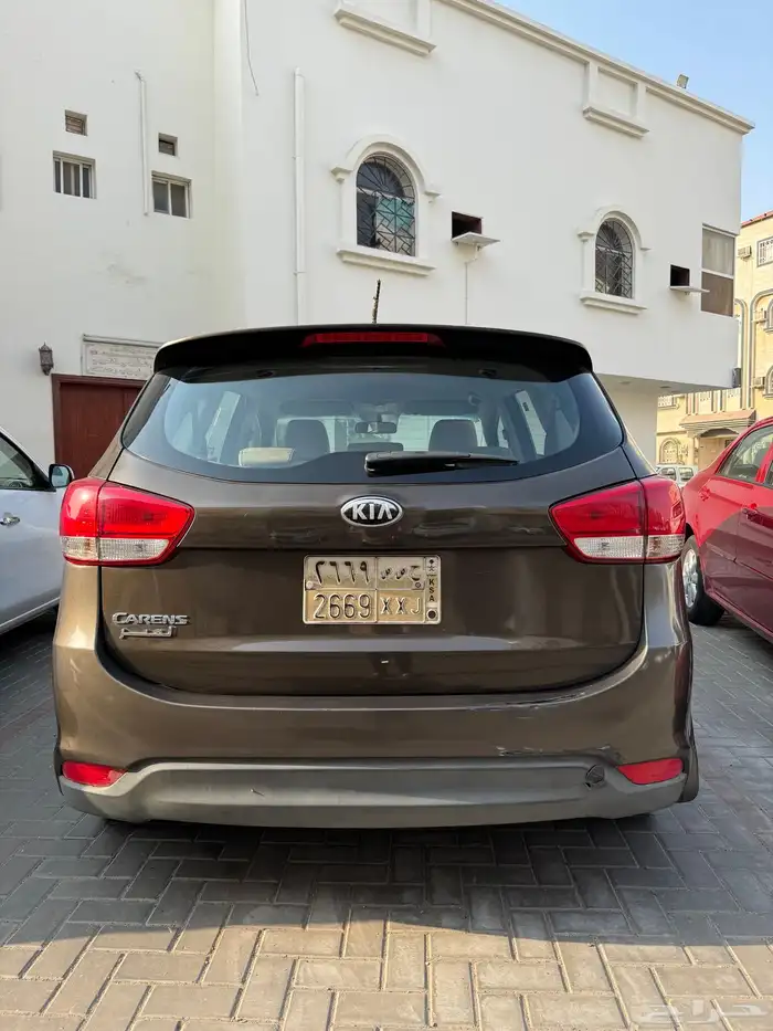 كيا كارينز 6