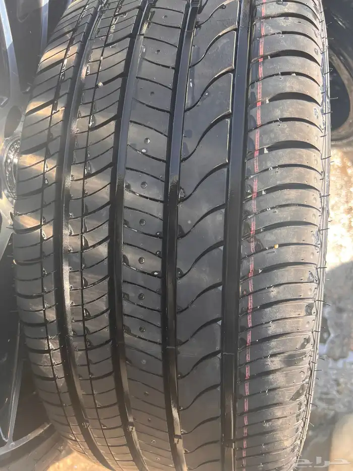 جنوط وكفرات مرسدس اصلي وكاله مقاس 20معا كفرات صيني تاريخ 25 9