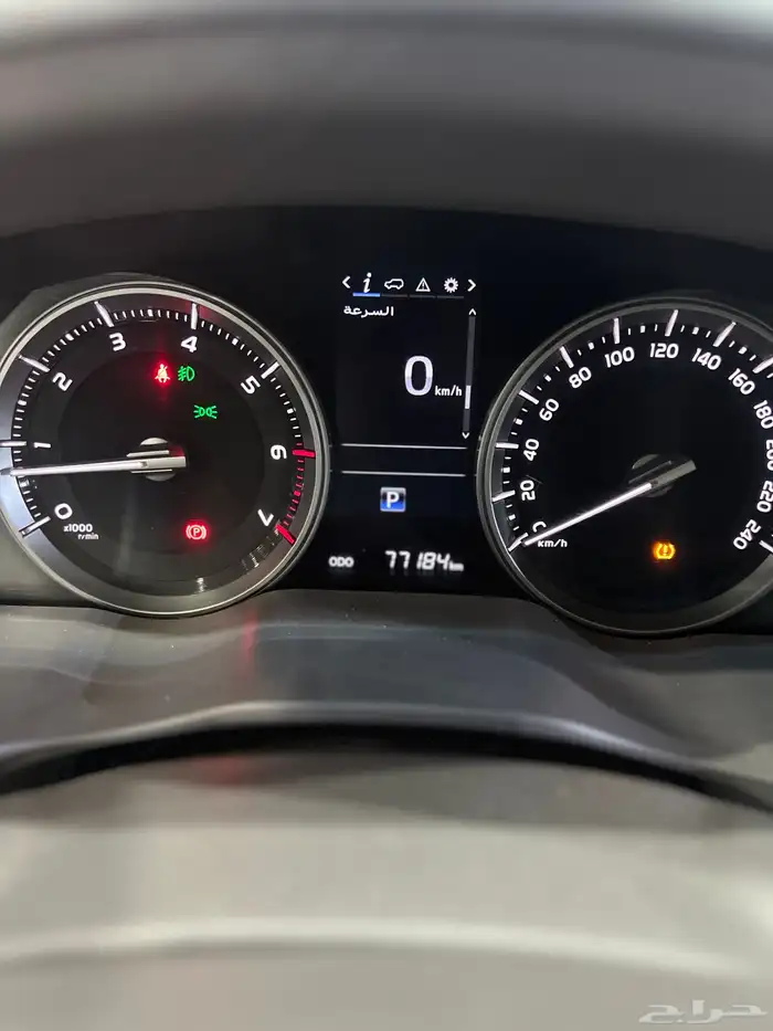 تويوتا لاندكروزر 2019 تورنج فل كامل سعودي ماشي 77 الف 8