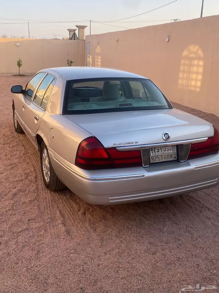 فورد قراند ماركيز 2004 وكاله وعلى الفحصللبيع او البدل 5