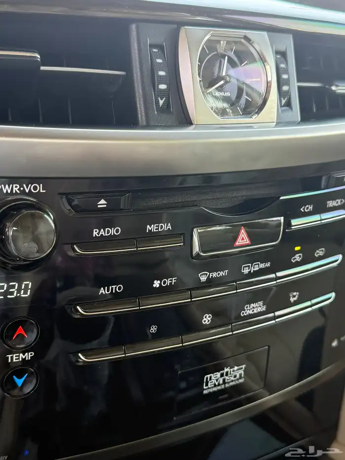 جيب لكزس LX 2018 لون كحلي منوة للمستخدم 9