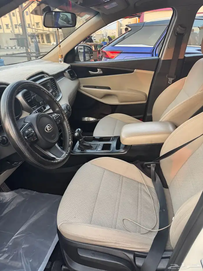 كيا سرينتو 4