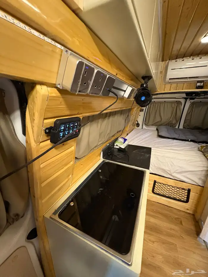 فورد E350 موتر هوم مخزن 22