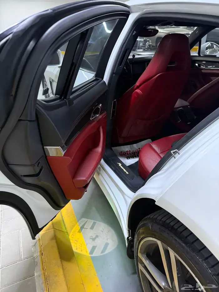 بورش بانيميرا 4S موديل 2014 10