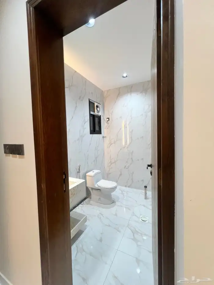 دور ارضي للبيع بمدخل سياره خميس مشيط حي النور بسعر 550 الف 13