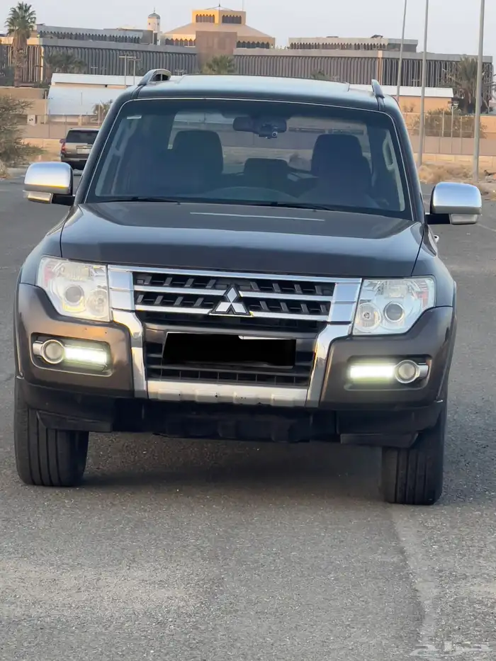 باجيرو 2017 ربع فل كامل 5