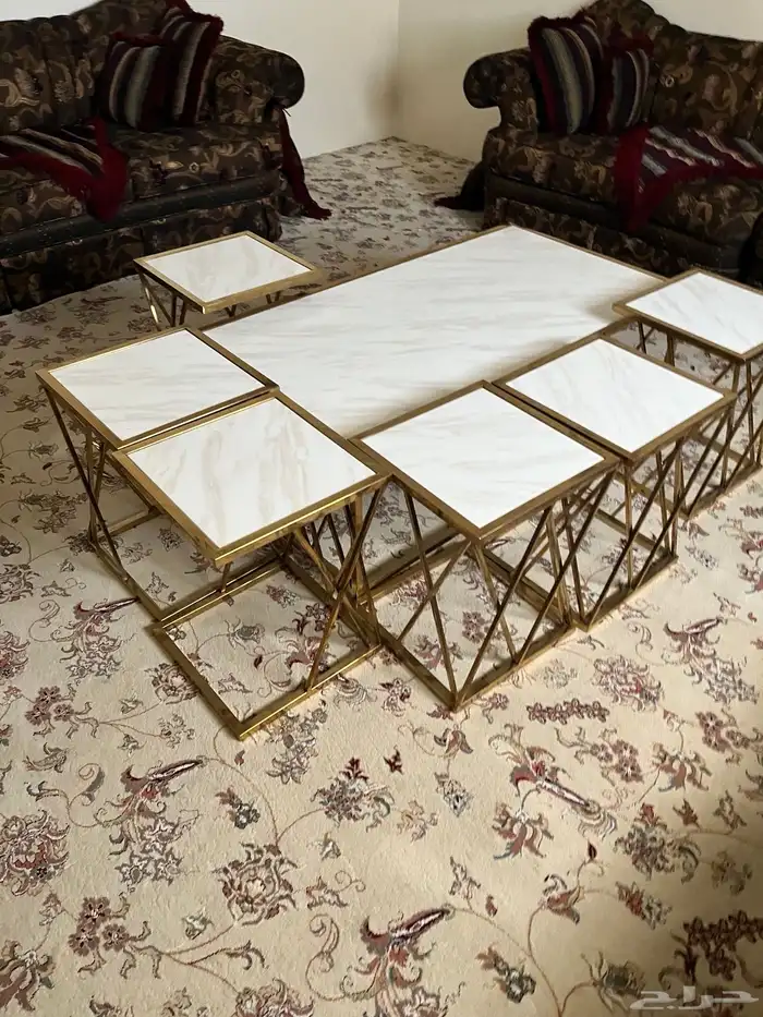 كنب مجلس نساء مع الطاولات واللوحة للبيع مقاس 5 5 3