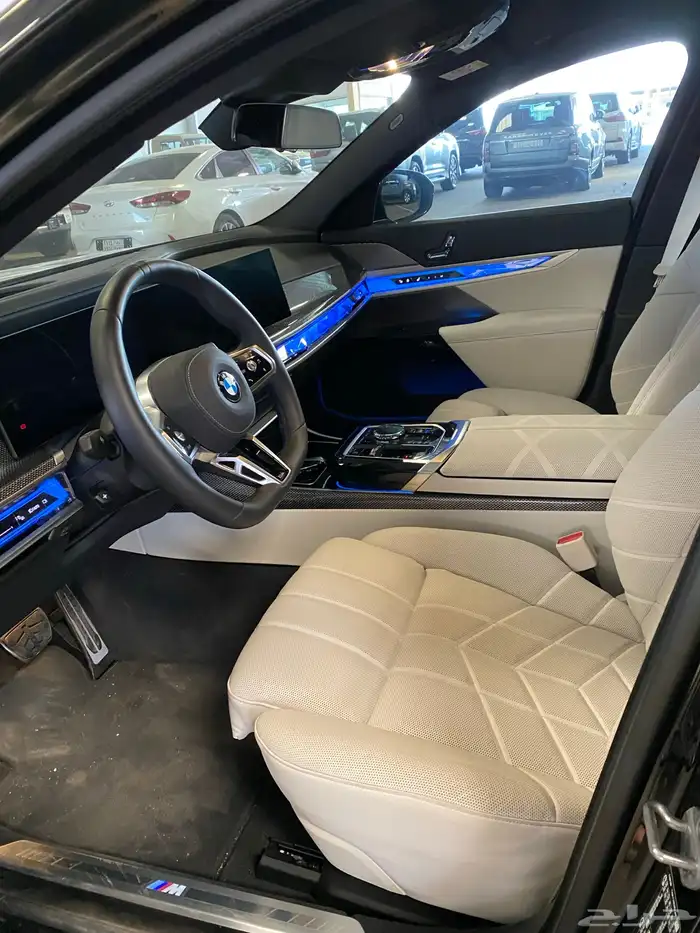 BMW 2026 735i M Kitوارد الناغى 5