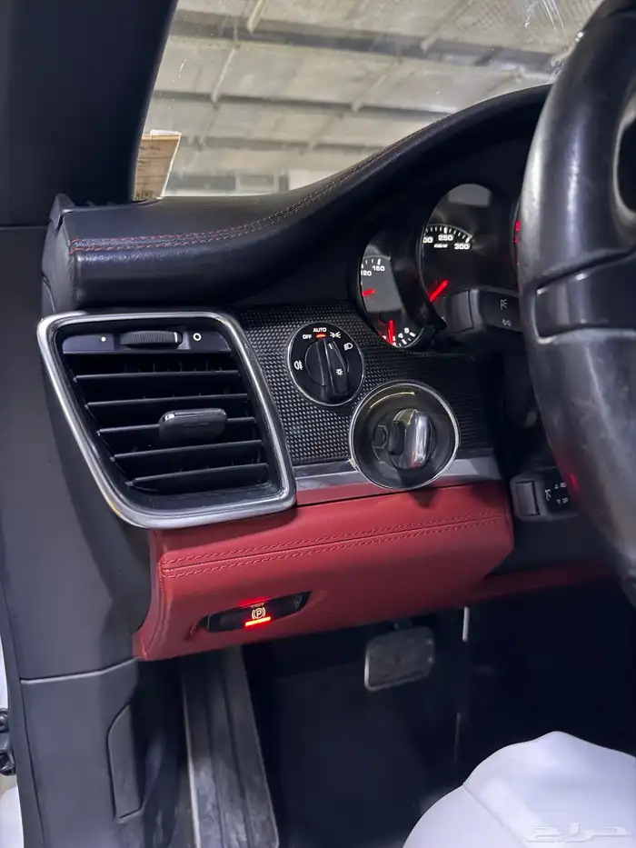 بورش بانيميرا 4S موديل 2014 13