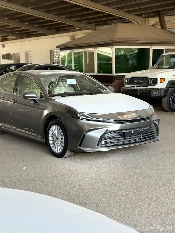 للبيع كامري 2025 LE اصفار وكاله عبداللطيف جميل 0