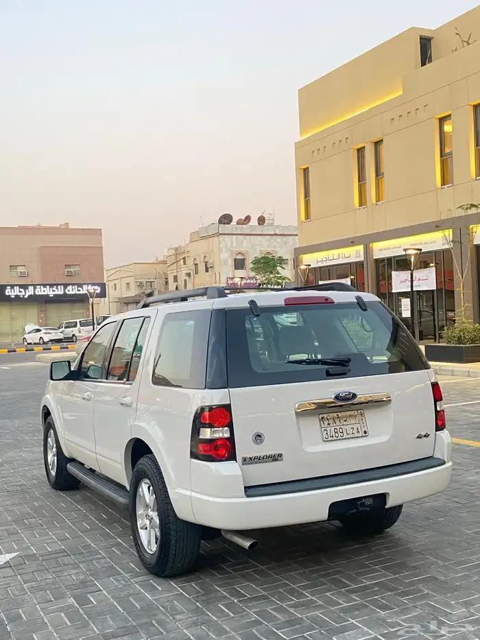 للبيع فورد اكسبلورر 2009 عداد قليل نظيف جدا 3