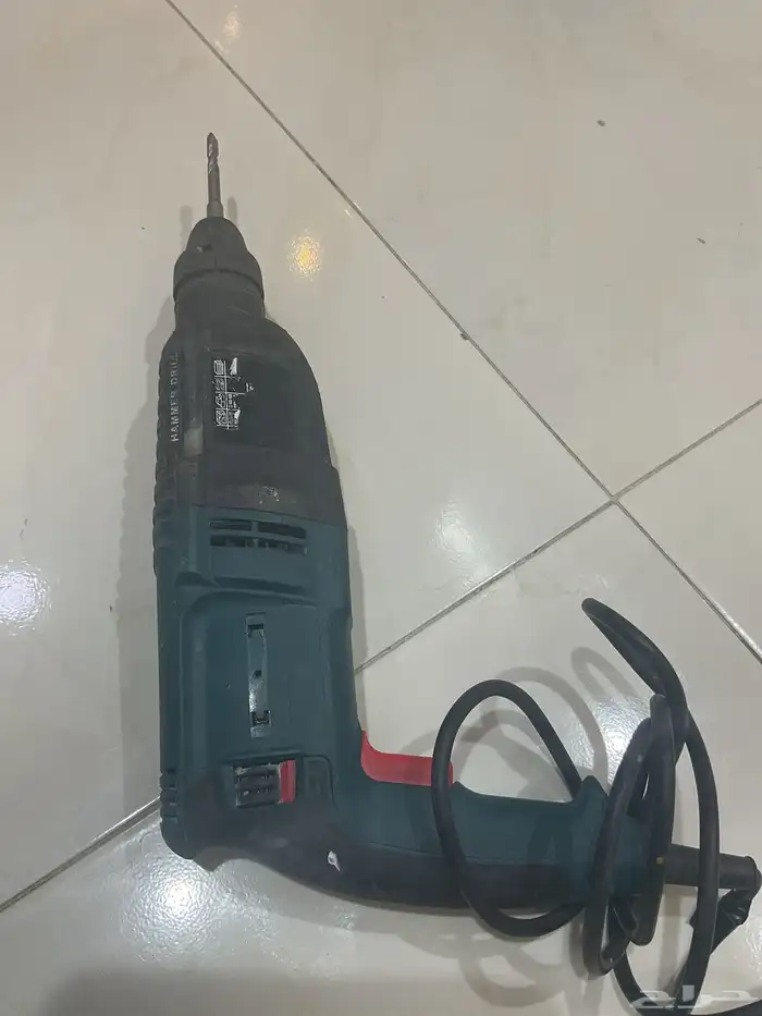 دريل كهربائي للبيع تكسير وتحفير مستخدم شغال شرط 1