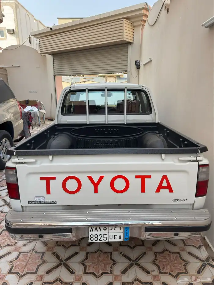 هايلكس 2001 مخزن 26