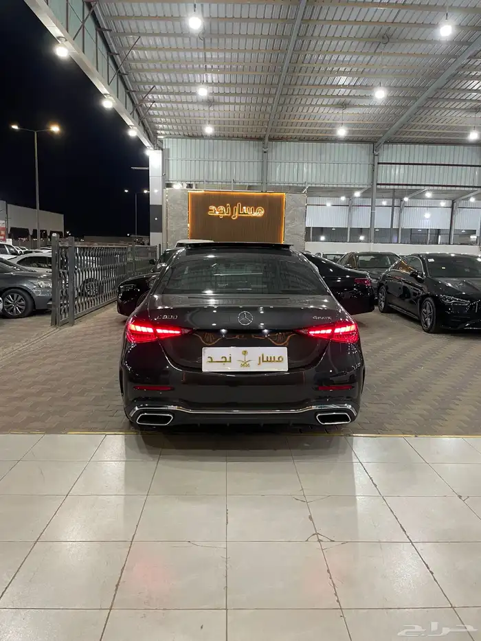 مرسيدس C300 موديل 2023 فل كامل 6