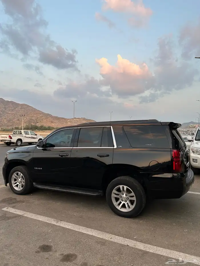 تاهو 2015 اسود بدون دبل ماشي 347 الف 6