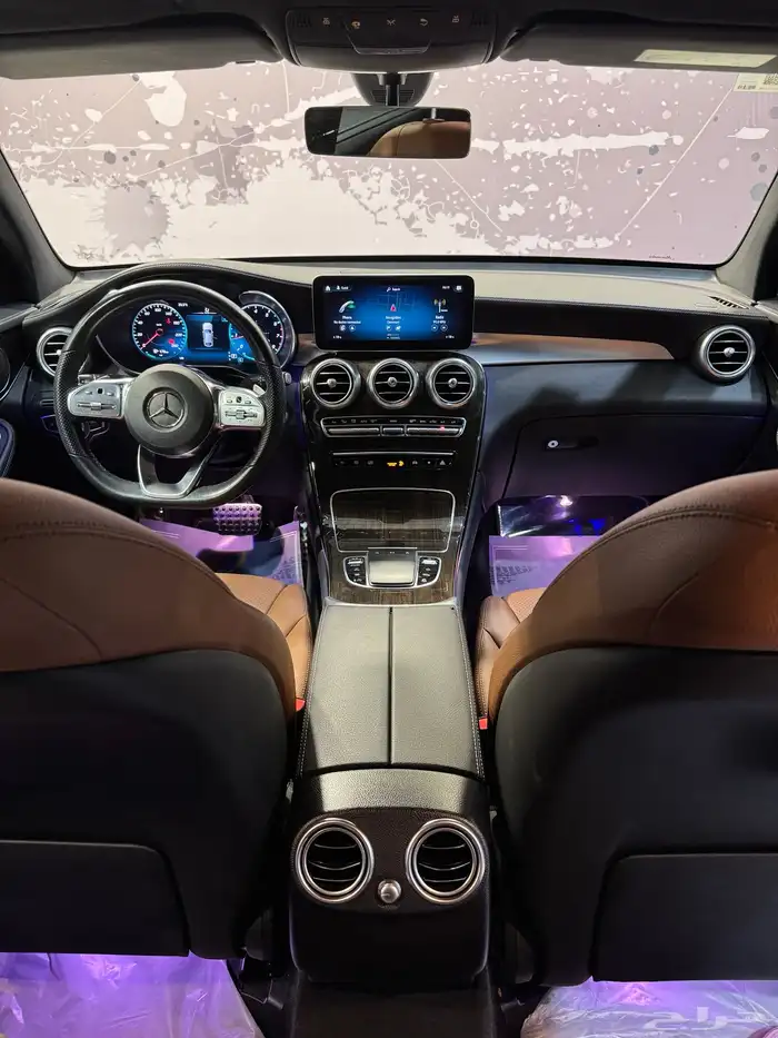 مرسيدس GLC200 موديل 2022 25