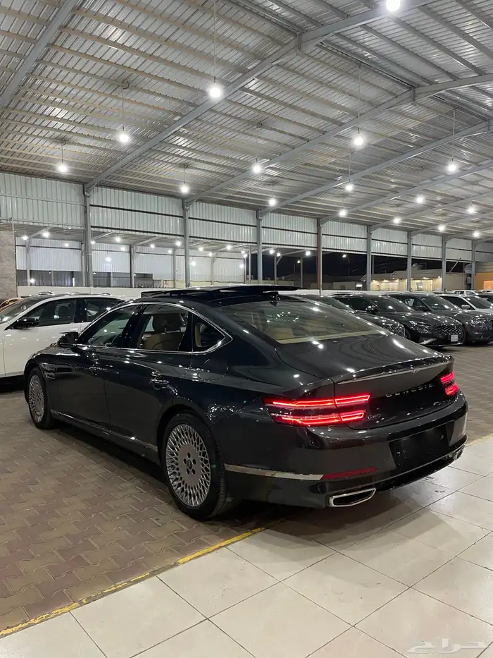 جنسس G80 موديل 2024 رويال 8