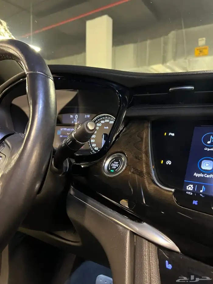 كاديلاك xt6 2020 32