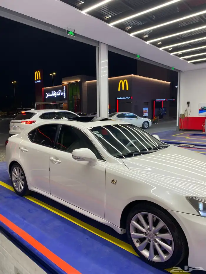 لكزس اي اس 300 للبيع موديل 2010 9