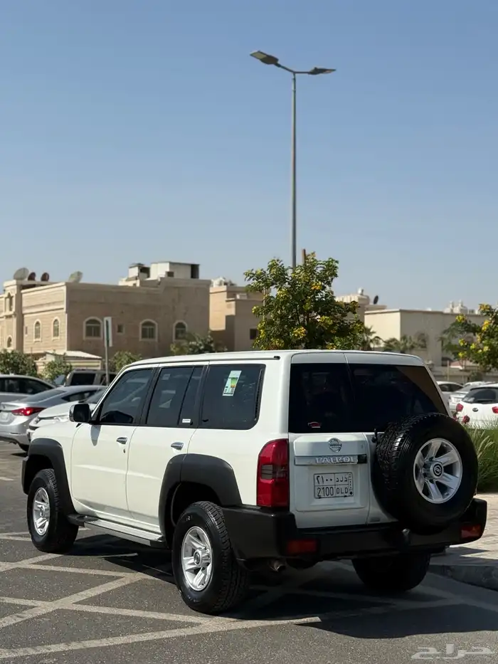 للبيع باترول فتك المديل 2020 عداد 100 9