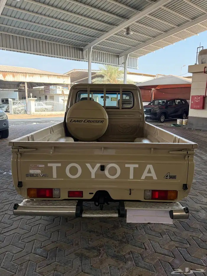 تويوتا شاص رفرف سعودي موديل 2018 11