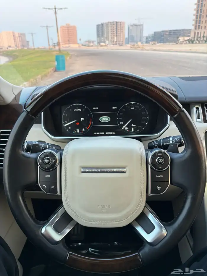 لاند روفر رنج 2014 VOGUE 8