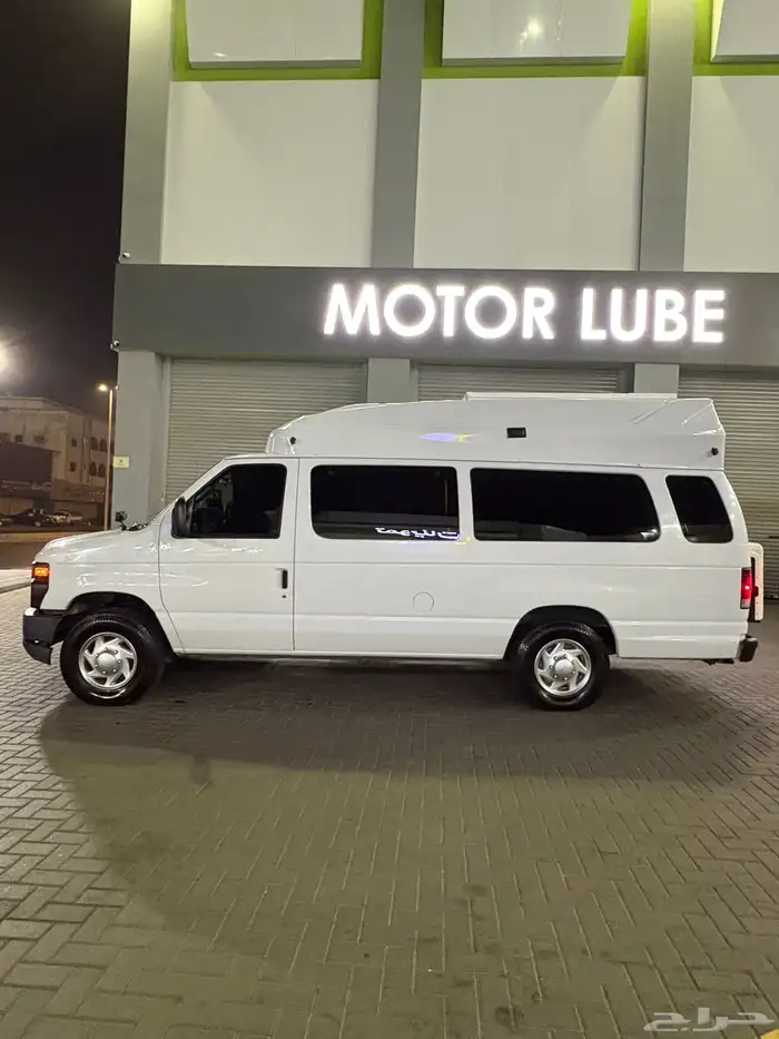 فورد E350 موتر هوم مخزن 1