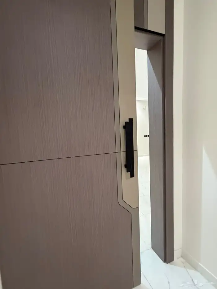 فيلا للبيع حي البشائر مساحة 450م 8غرف 2مجلس- مقلط 6