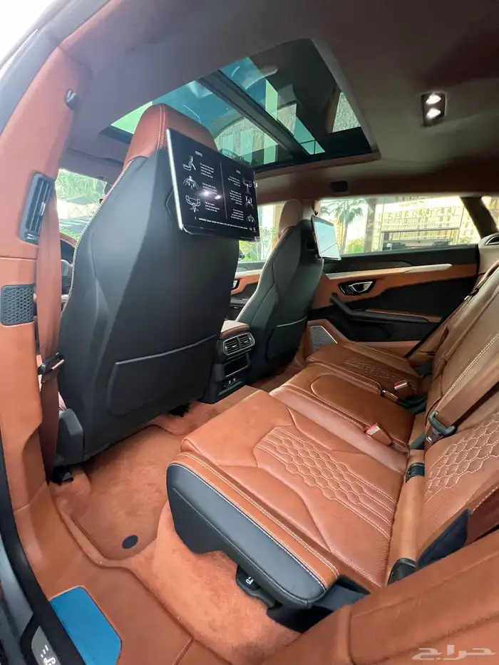 لمبرجيني اوروس S عداد 4 الاف صيانة 5 سنوات إضافية مجانا 61