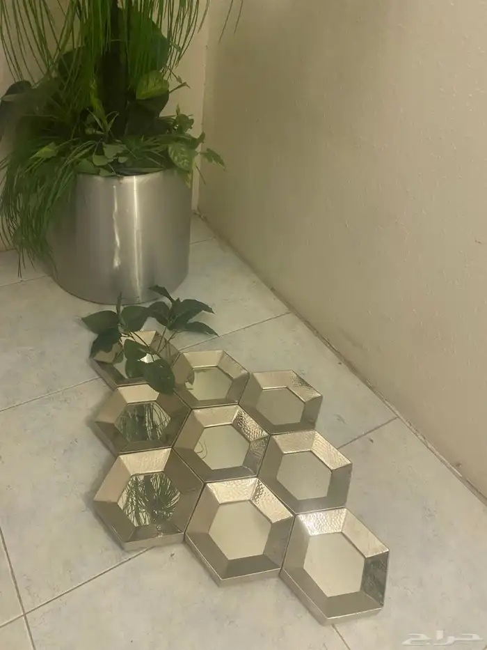 اثاث كنبات وطاولة طعام 29