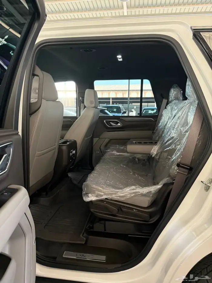 حي أم سي يوكن SLT موديل 2024 13