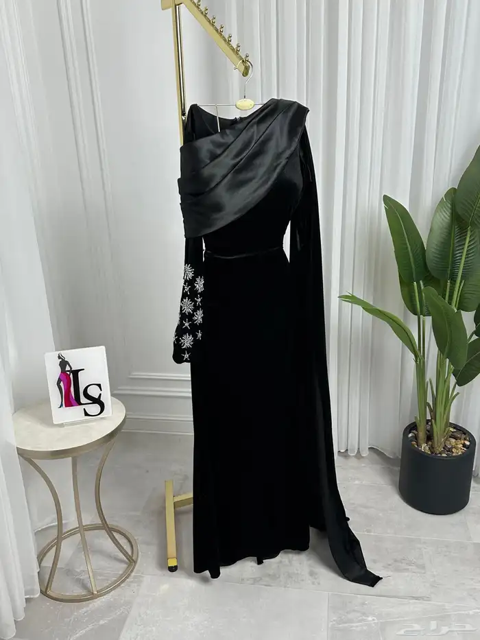 فساتين مخمل 13