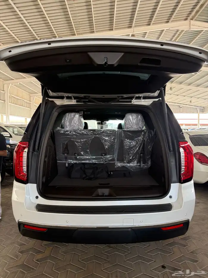 حي أم سي يوكن SLT موديل 2024 11