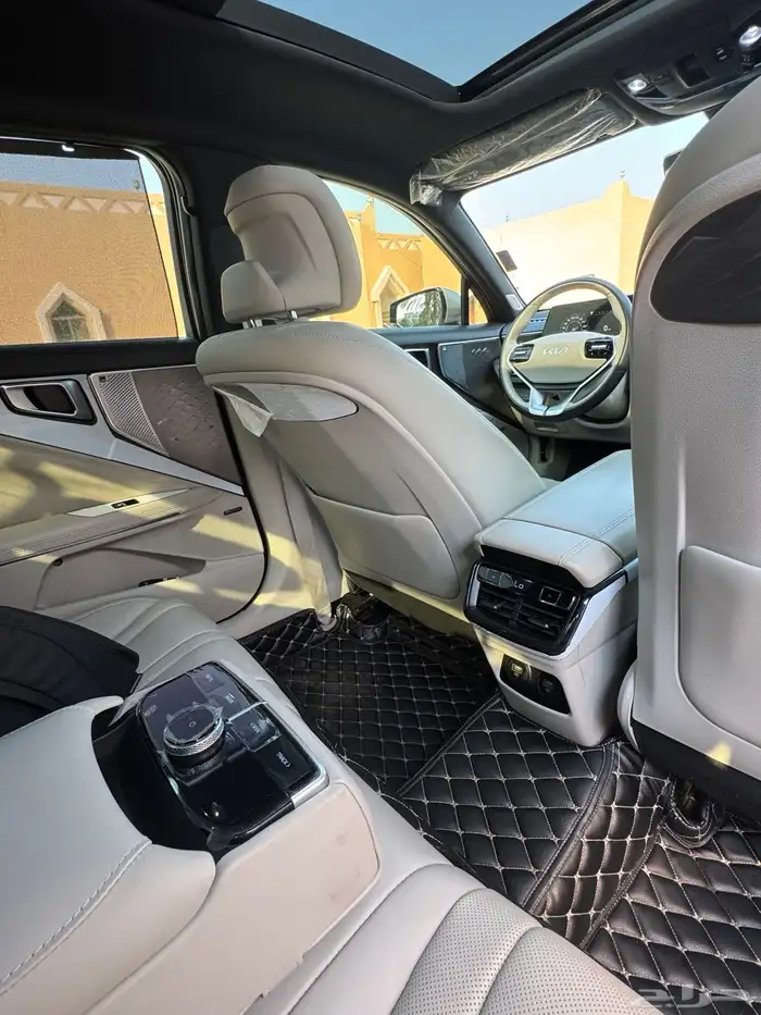 كيا كي ايت فل كامل وارد سعودي kia k8 2022 13