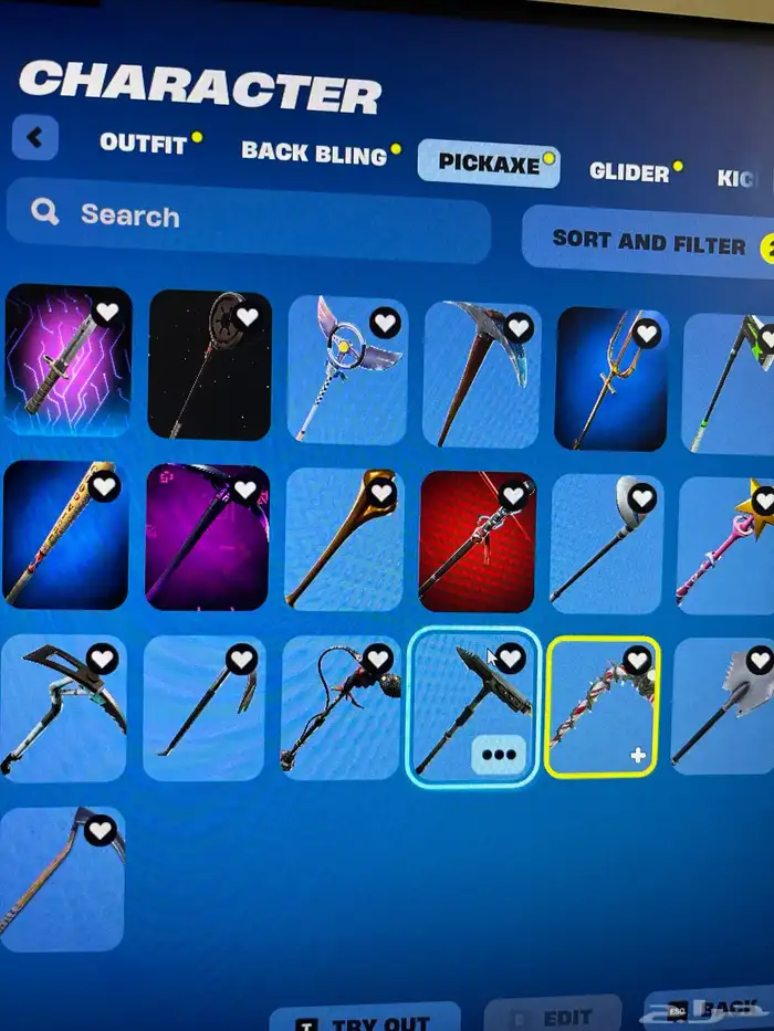 حساب فورت نايت 227 سكن 10