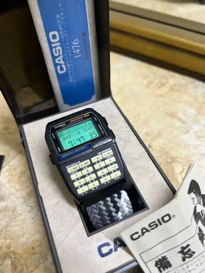 ساعه كاسيو عمرها 39 سنه .. بكامل الملحقات بدون السوار 2