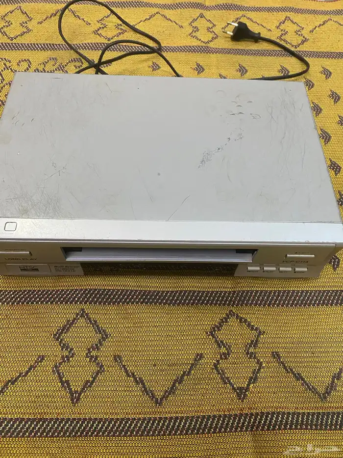 للبيع فديو ومشغل سي دي 2