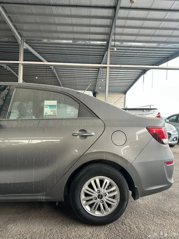 كيا بيجاس فل كامل فتحه لون رصاصي موديل 2025 2