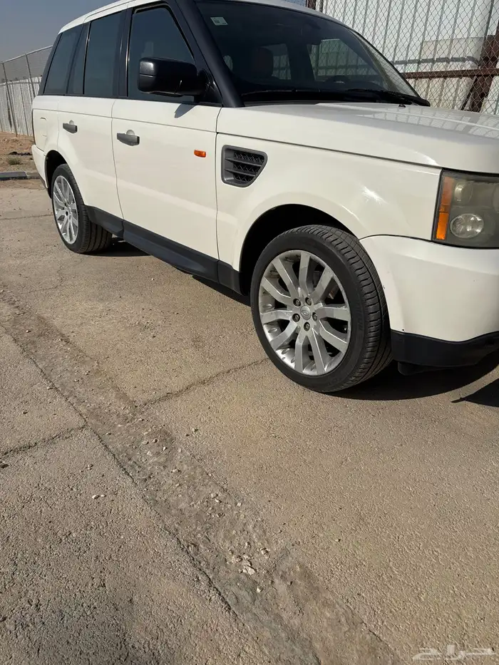 رنج روفر اسبورت 2008 اللون ابيض للبيع 1
