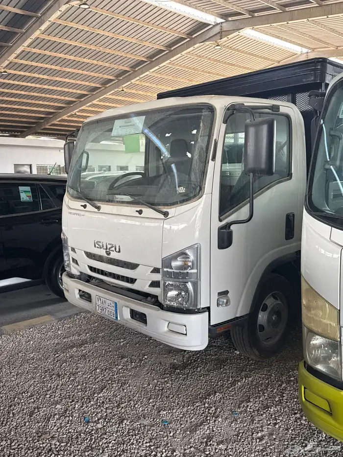 ايسوزو دينه اصفار 5 طن مكينه كبير للبيع 1