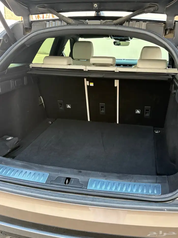 رنج روفر فيلار وارد الناغي تحت الضمان 18