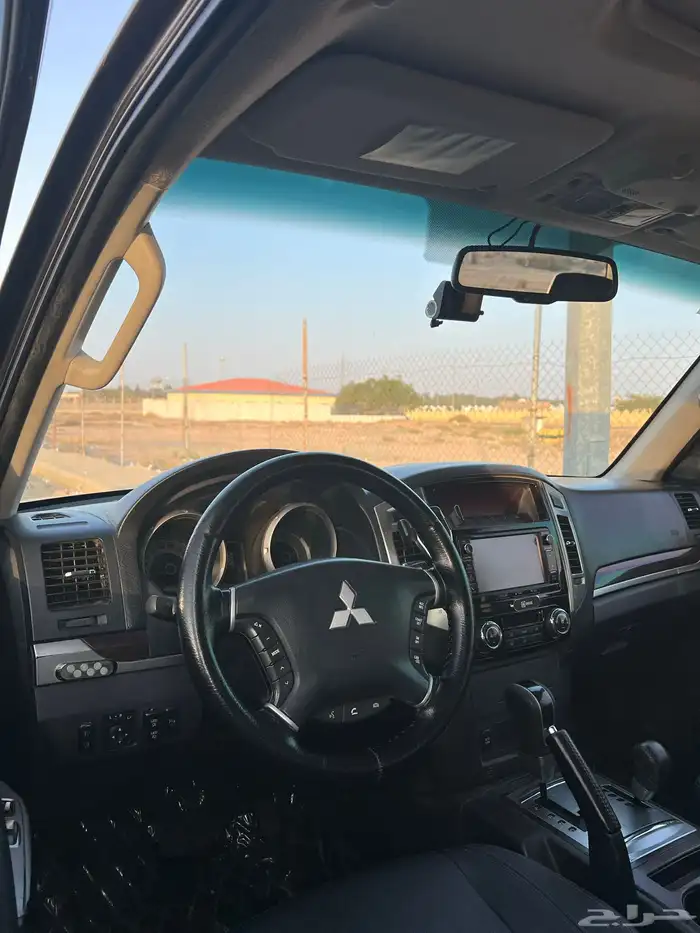 باجيرو 2017 ربع فل كامل 26