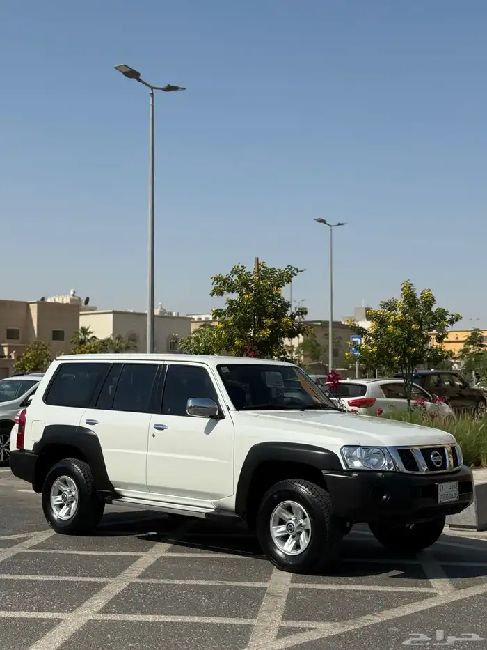 للبيع باترول فتك المديل 2020 عداد 100 14