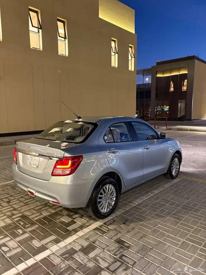 سوزكي ديزاير 2025. 2