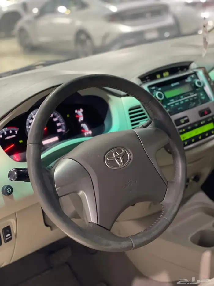 تويوتا انوفا G تماتيك فل كامل 2014 8